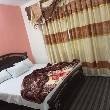 Kaghan Valley Hotel Naran Exteriör bild